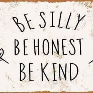 Meet your Posher, Elizabeth